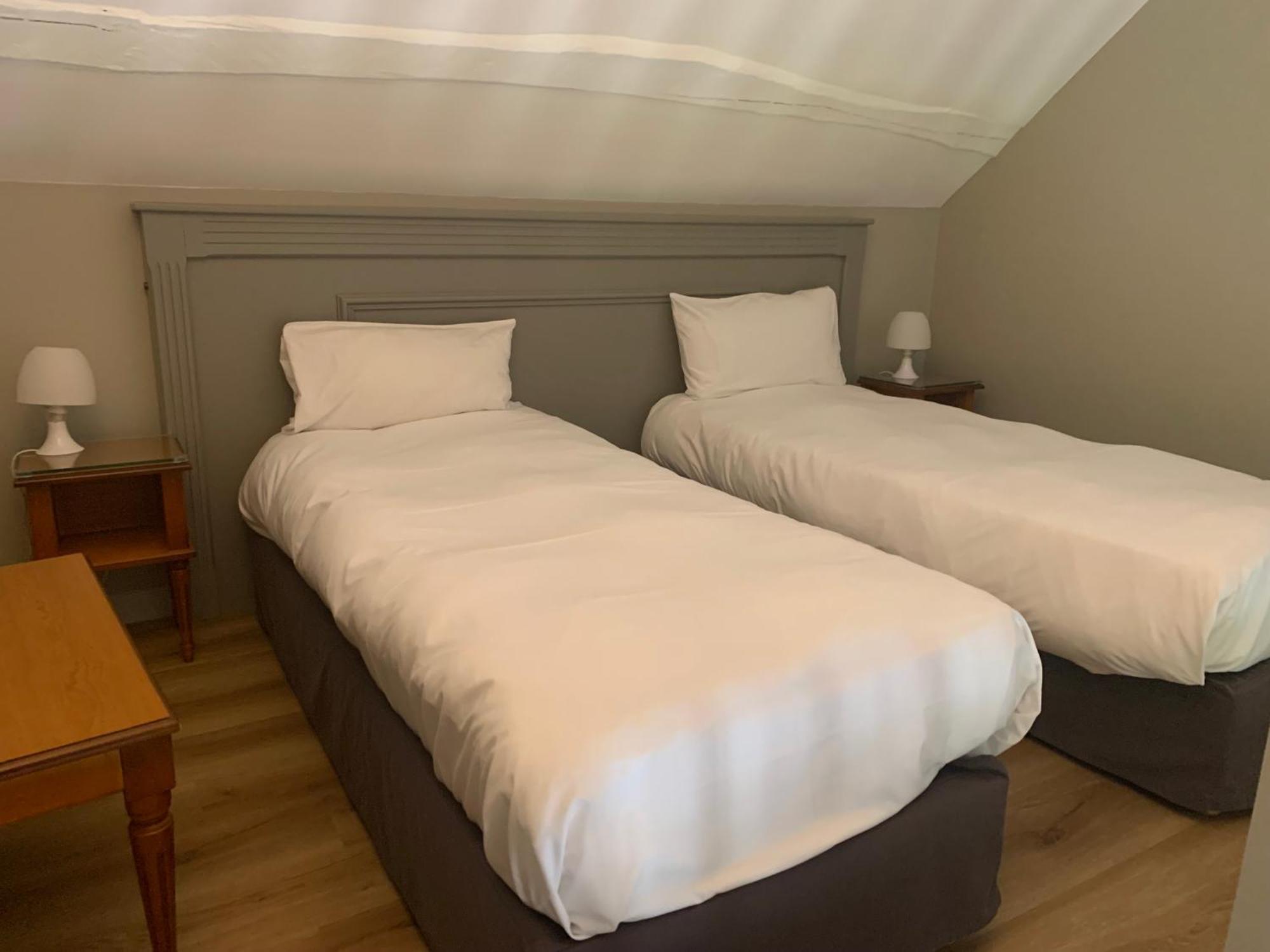 Logis Hotel Restaurant Le Moulin De La Coudre Venoy Екстериор снимка
