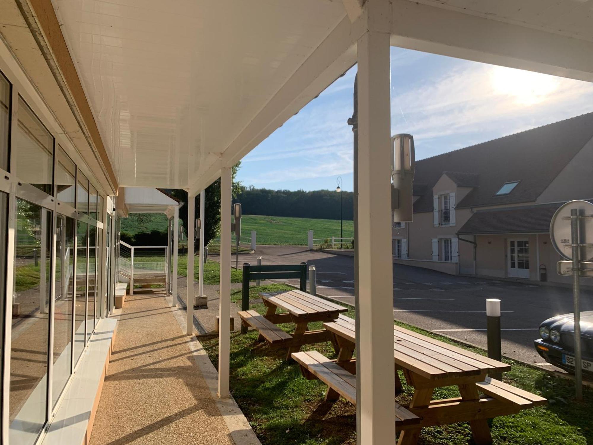Logis Hotel Restaurant Le Moulin De La Coudre Venoy Екстериор снимка