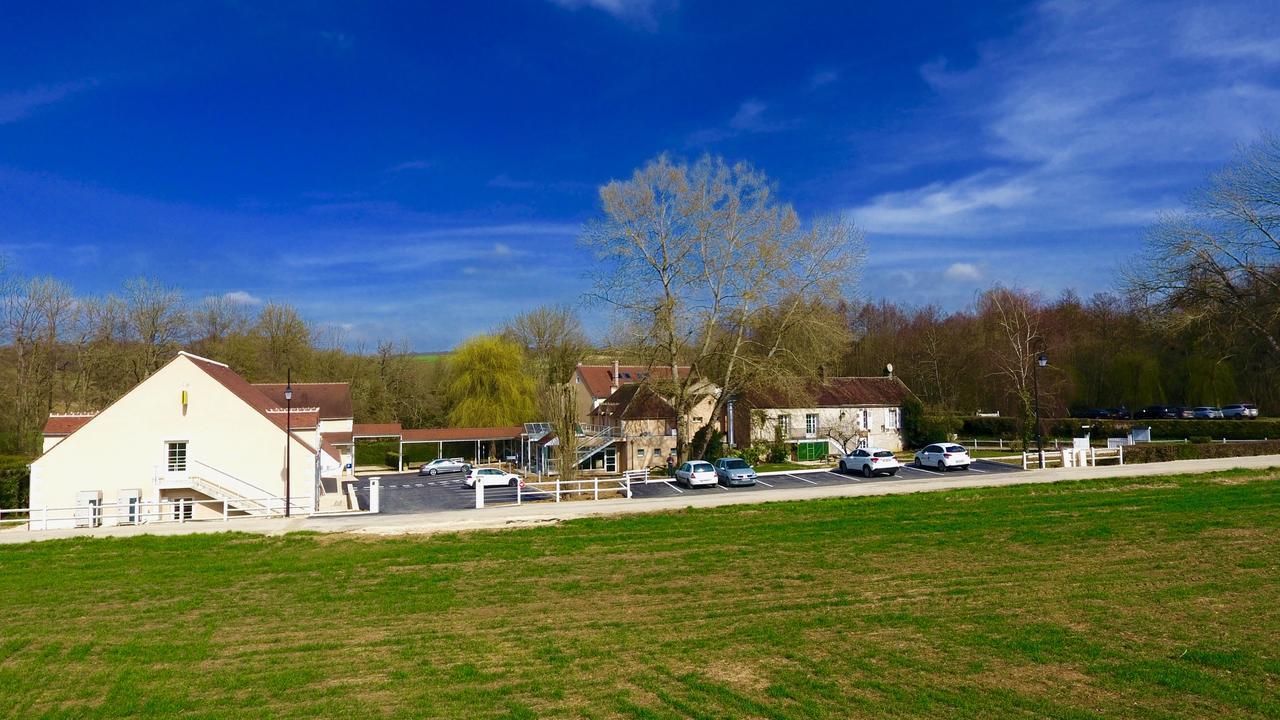 Logis Hotel Restaurant Le Moulin De La Coudre Venoy Екстериор снимка